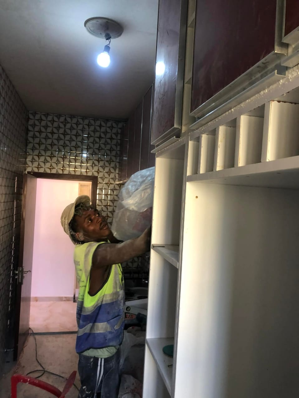 Trabalho JF Comércio - Móveis / Acabamento